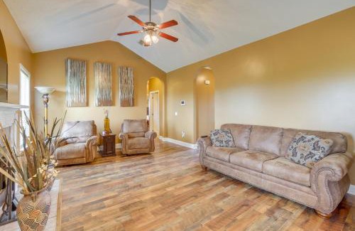 Moundville House | Pet-Friendly Moundville Home with Fenced Backyard Escape