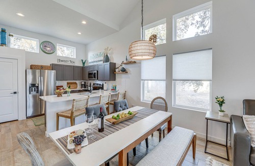 Granite Shoals House | Pet-Friendly Retreat on Lake LBJ with Deck & Hot Tub