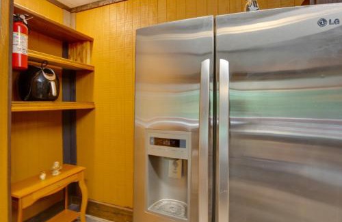 Lake Lafayette House | Pet-Friendly Lake Lafayette Escape with Fire Pit