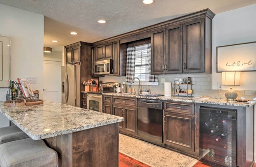 Eatonton House | Pet-Friendly Retreat on Lake Sinclair with Boat Dock