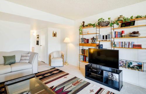 Fountain of the Sun House | Pet-Friendly Mesa Retreat with Pool and Spa Amenities