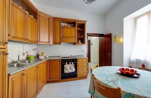 Modolo House | Pet-Friendly Modolo House with Ocean View Balcony & Spa
