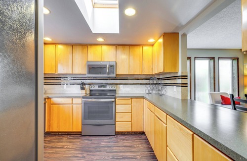 Ocean Park House | Pet-Friendly Ocean Park Retreat with Fire Pit & Spa