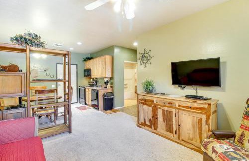 Heber Apartment | Pet-Friendly Overgaard Condo with Great Amenities Await!