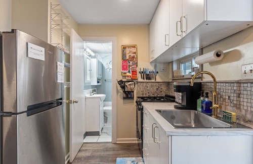 Cape May - Wildwood Condo | Experience Beautiful Sunsets with Private Porch & Grill