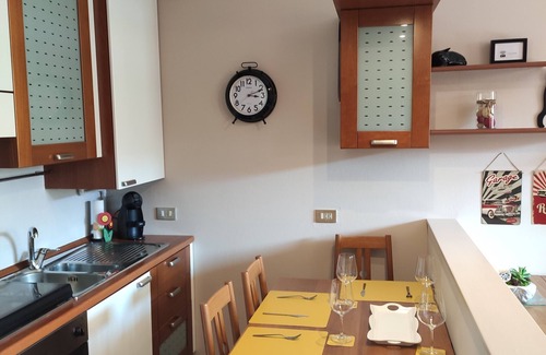 Lugana Apartment | Pet-Friendly Retreat with Private Gardens and Free Wi-Fi