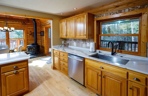 Waupaca Cabin | Pet Friendly Retreat with Private Lot - Richmond Waupaca Cabin