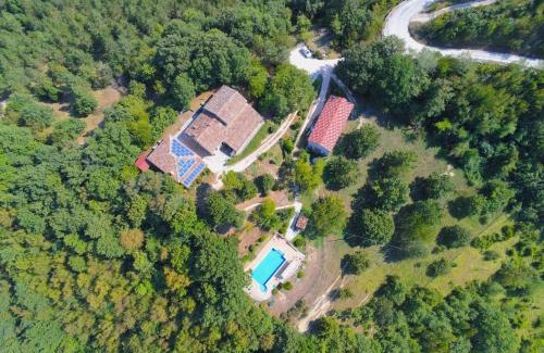 Apecchio House | Discover Belvilla by OYO Il Girasole: Pet-Friendly Retreat
