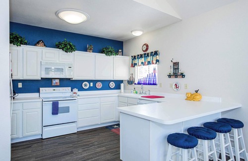 Burnet House | Pet Friendly Retreat on Lake LBJ!