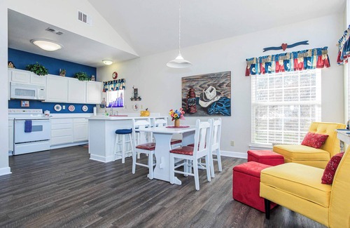 Burnet House | Pet Friendly Retreat on Lake LBJ!
