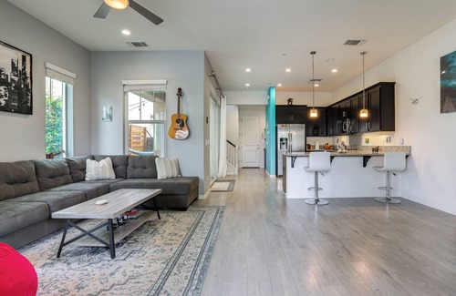 North Natomas House | Pet-Friendly Getaway Near Downtown Sacramento Awaits!