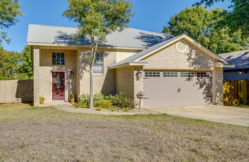 Great Northwest House | Pet-Friendly San Antonio Retreat with Private Outdoor Space