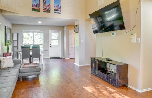 Great Northwest House | Pet-Friendly San Antonio Retreat with Private Outdoor Space
