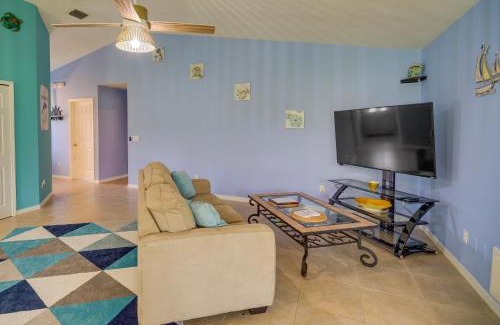 Sebastian Highlands House | Pet-Friendly Sebastian Home with Lake View and Porch