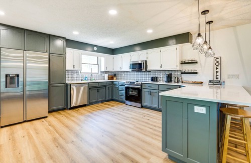 Shell Knob House | Perfect Shell Knob Retreat: Pet-Friendly with Deck & Grill