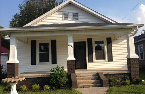 Paducah House | Pet-Friendly Getaway in the Heart of Paducah - Rated 9.8