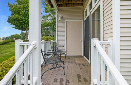 Manistee Condo | Pet-Friendly Studio with Ocean Views at Harbor Village