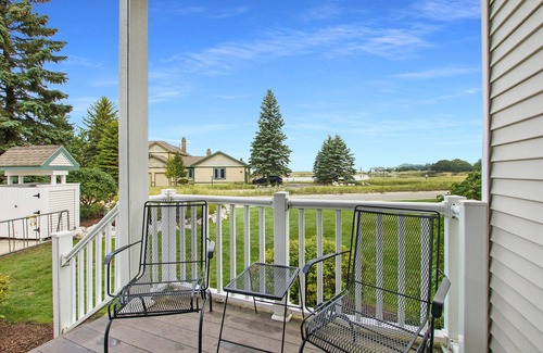 Manistee Condo | Pet-Friendly Studio with Ocean Views at Harbor Village