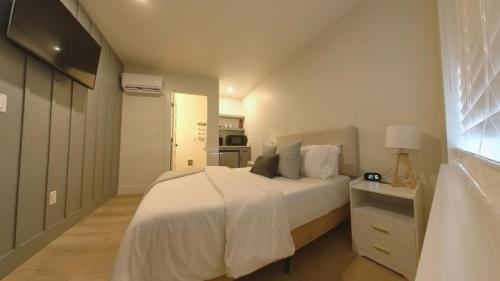 Coeur d'Alene Apartment | Pet Friendly Studio Next To Food Pavilion