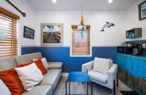 Cape Charles House | Pet Friendly Tiny Livin: 10/10 Stay Near Cape Charles