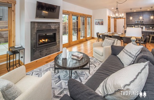 Big Sky House | Family & Pet Friendly Condo with Spa Near Town Center