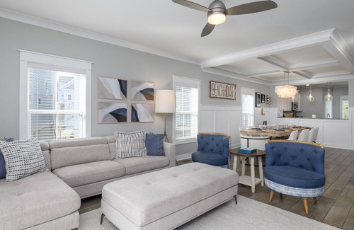 Folly Field House | Enjoy 15% Off Your Stay with Oceanfront Pool Access!