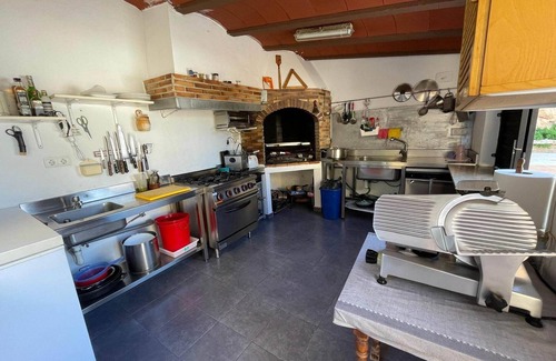 El Vendrell House | Relax at Belvilla by OYO Casa Crepuscle with Pool & Pets