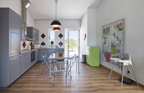 Pera House | Pet-Friendly Villa Poça da Negra: Sea View & Pool Oasis