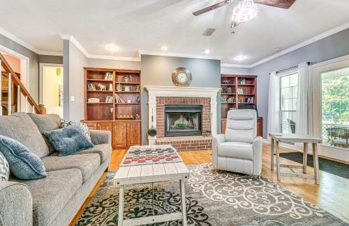 Vilonia House | Welcoming Vilonia Home: Pet-Friendly with Fenced Yard!