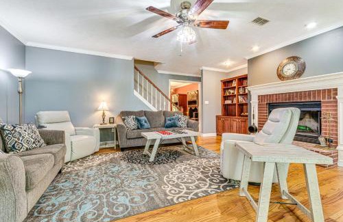 Vilonia House | Welcoming Vilonia Home: Pet-Friendly with Fenced Yard!
