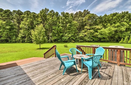 Painter House | Pet-Friendly Woodsy Retreat near Chesapeake Bay