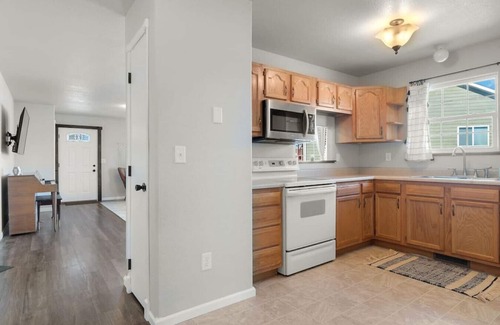 Rapid Valley House | Pet Friendly Retreat with 2 King Beds & Fun Foosball Table