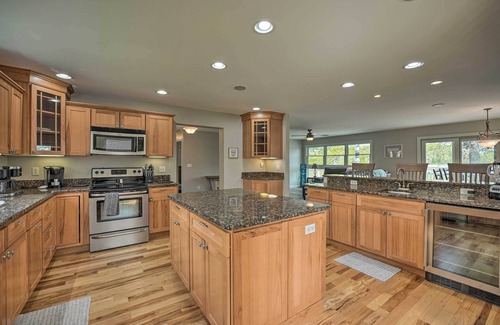 Grass Lake House | Ultimate Pet-Friendly Retreat in Grass Lake with Game Room
