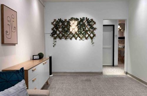 Sea Park Villa | Spacious Petaling Jaya SS2 Seapark House for 12 with Netflix