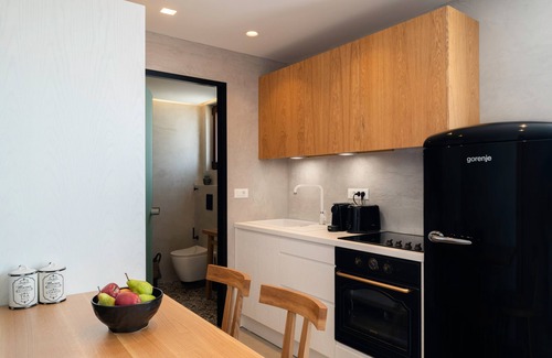 Old Town Rethymnon Apartment | Highly Rated Petalo Suites with Spa & Family Amenities