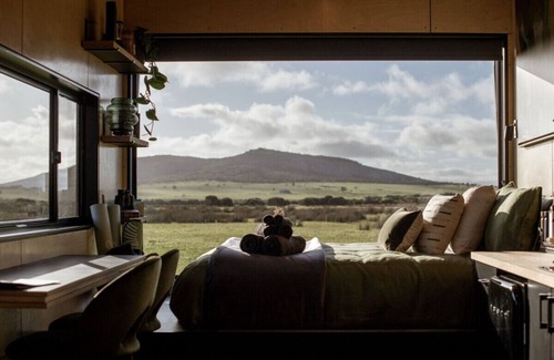 Merivale Cabin | Guest Rated 10/10: Peter the Tiny Cabin in Esperance