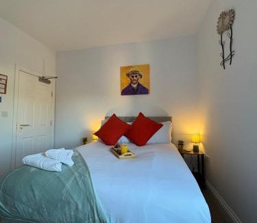Peterborough Apartment | Peterborough Modern Studio 6