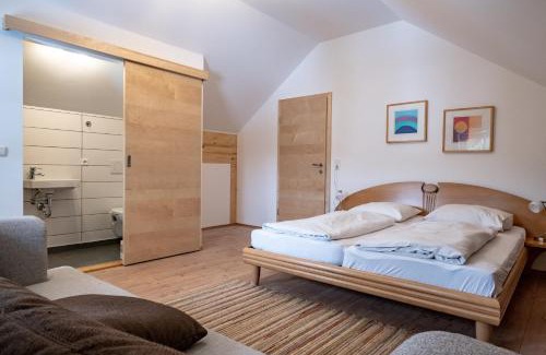 Turracher Hohe House | Discover Peters Alm: Pet-Friendly Retreat with Hot Tub