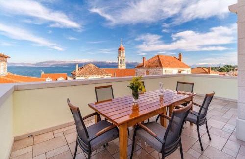 Sutivan Apartment | Premier Peters Apartment: Family-Friendly & 10/10 Rated