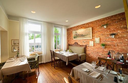 Am Dobrock Hotel | Discover Peters: Your Pet-Friendly Getaway in the Wingst