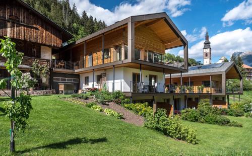 San Pietro House | Discover Peterwieshof: 4-Star Oceanfront Escape, Rated 9.9