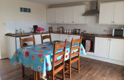 Portmahomack Cottage | Charming 3-Bed Cottage in Portmahomack by the Harbour
