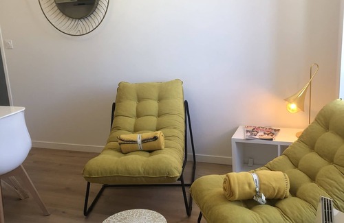 Kerherou Apartment | Prime Downtown Petit Appartement Near Concarneau - 9.8/10
