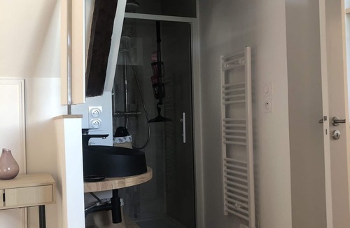 Kerherou Apartment | Prime Downtown Petit Appartement Near Concarneau - 9.8/10