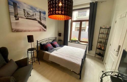 Jacht Apartment | Cozy Petit Appartement Jourdan EU - Pet & Child Friendly