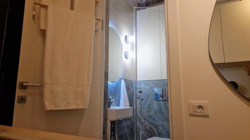 Old Town Apartment | Petit Central Studio