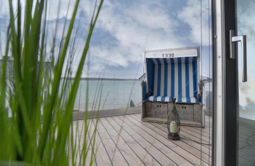 Rotha House | Cozy Petit-Chalet at Hainer See with Family-Friendly Dining