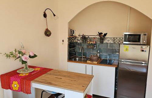 Saint-Henri Apartment | Child-Friendly Petit Cocon in Mourepiane – Rated 9.4/10