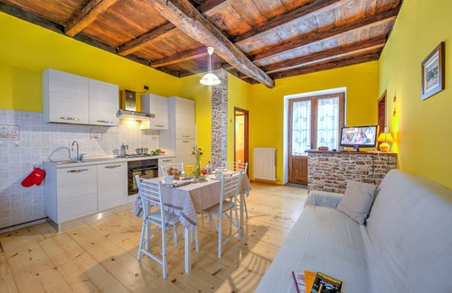 Brovello Apartment | Charming Petit Coeur in Brovello Carpugnino, Italy