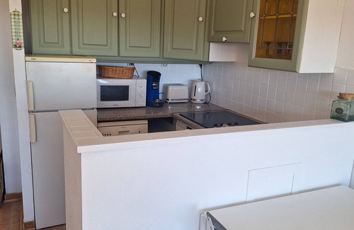 Plaine de la Brague Apartment | Idyllic Retreat with Ocean View, Pool & Pet-Friendly Perks
